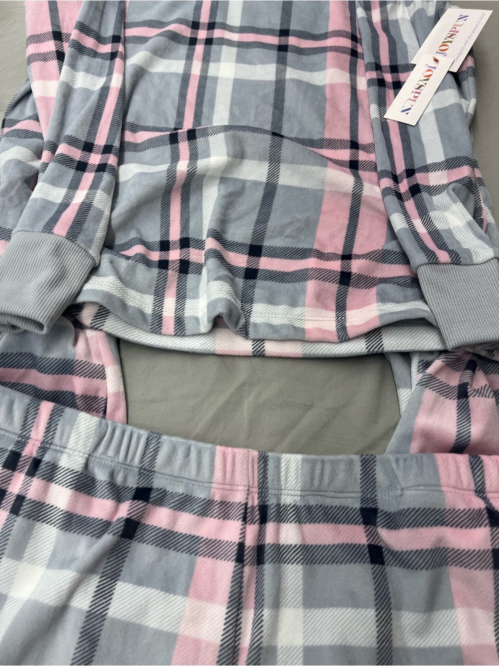 Joyspun Cozy Pink & Gray Plaid Long-Sleeve Pajama Set Women’s Size Small NWT - Picture 2 of 5
